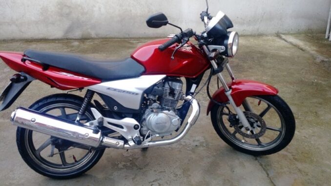 moto vermelha