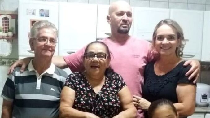 111906131-familiaa1