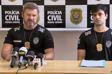 coletiva-mulher-fake-news-05052020114233186