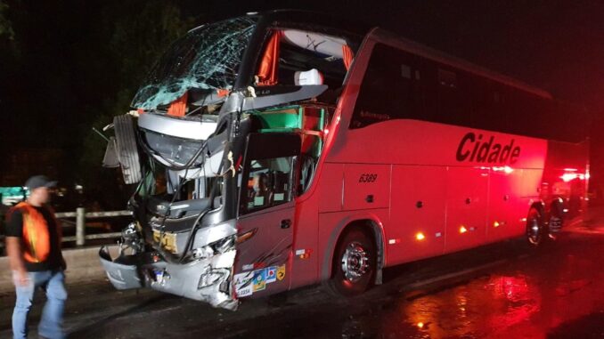 onibus-acidente