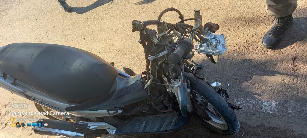Acidente carro e moto - bairro Prado