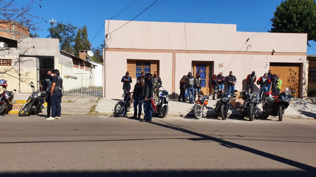 Santa Casa - homenagem aos profissionais - grupo de motociclistas