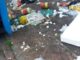 Vandalismo com lixo espalhados pelas ruas