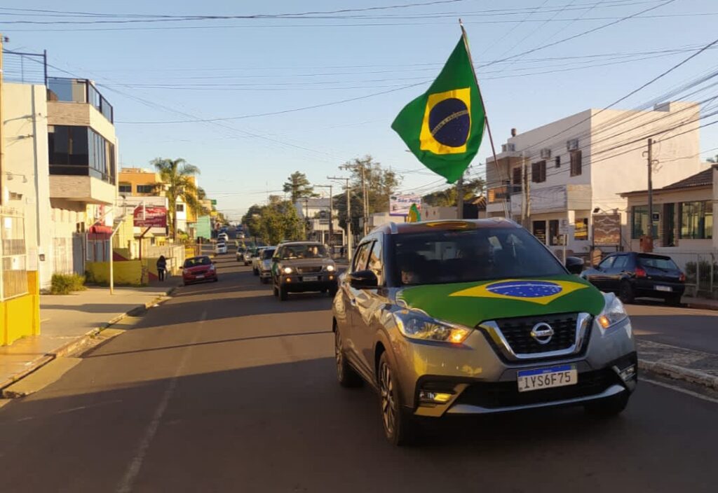 Carreata em prol do Presidente Bolsonaro - Alegrete