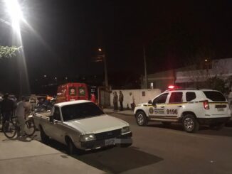 Colisão entre carro e moto deixa um ferido