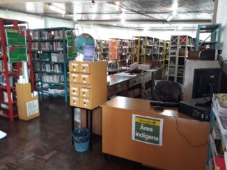 Biblioteca pública no Centro Cultural