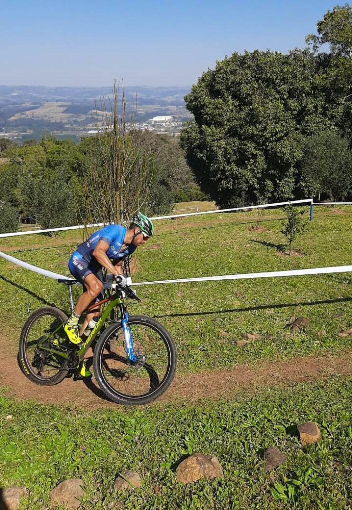 Ciclista alegretense na pista