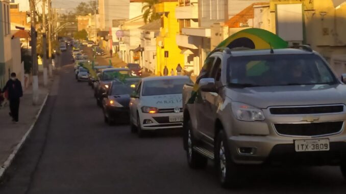 Carreata em prol do Presidente Bolsonaro - Alegrete