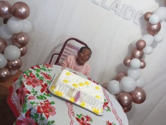 Centenária que ainda faz trabalhos domésticos foi a única da família a não se infectar com o coronavírus