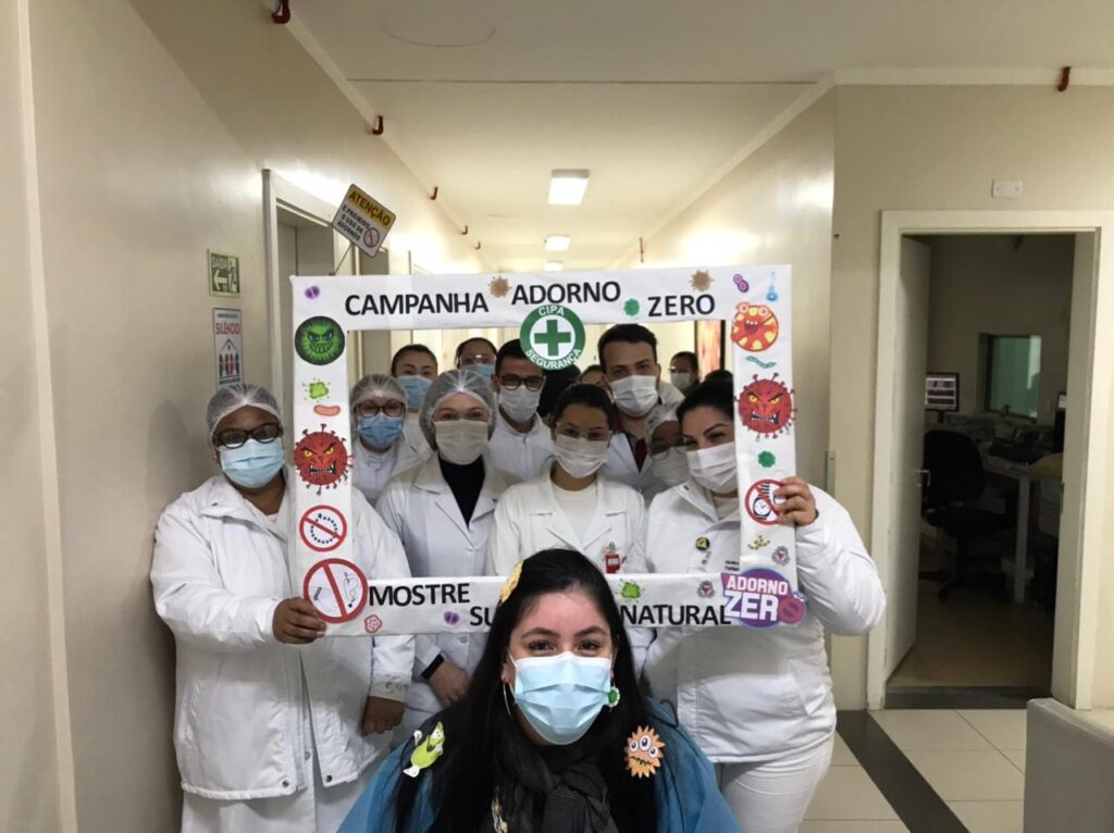 Campanha da CIPA orienta os malefícios do uso de adorno dentro do ambiente hospitalar