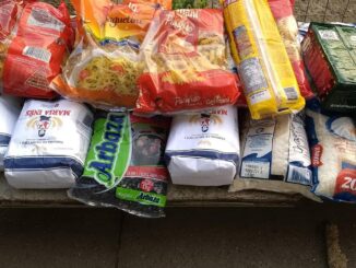 Arrecadação de alimentos no evento