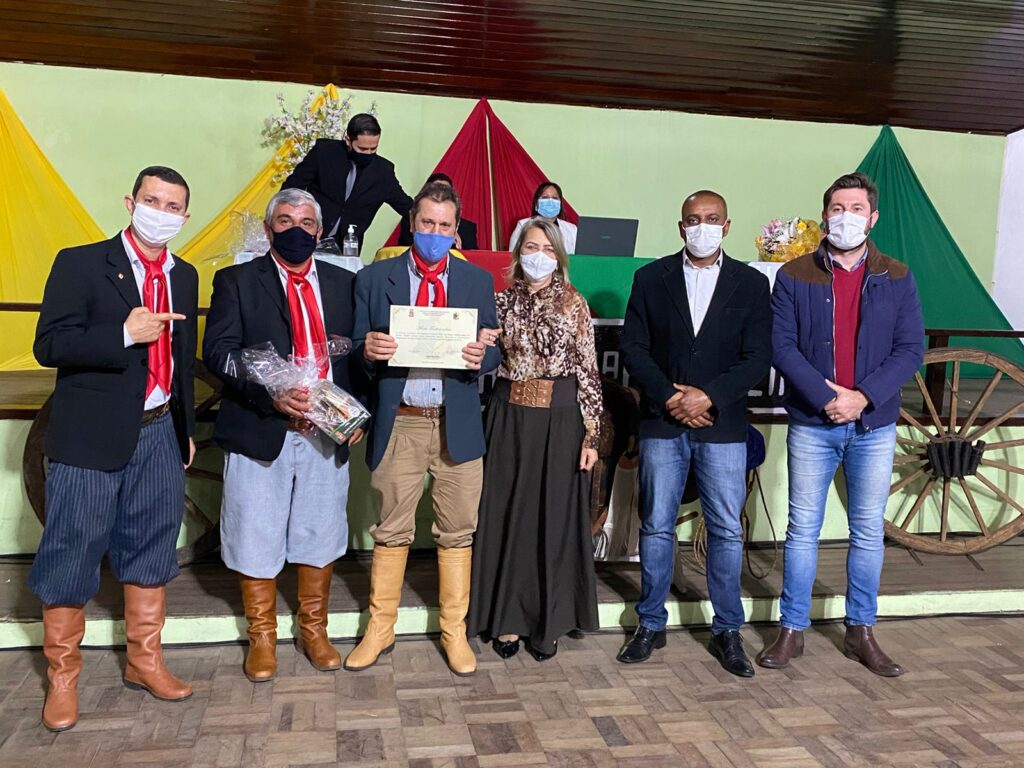 Durante sessão solene descentralizada, vereador Fan lança Projeto de criação da Associação Cultural Tradicionalista