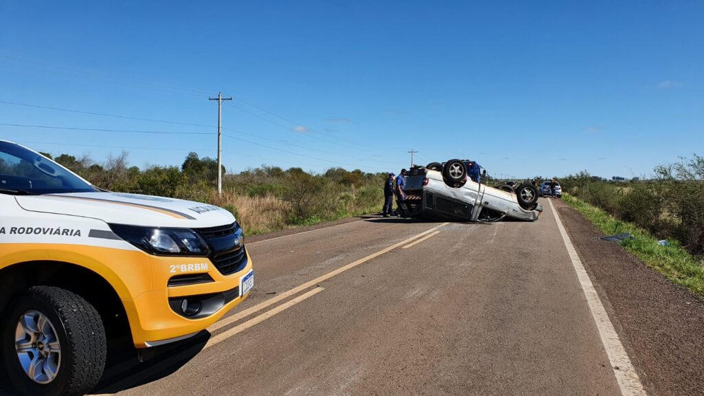 Capotamento deixa mulher ferida em Alegrete