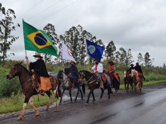 Festejos Farroupilhas - Chegada da Chama