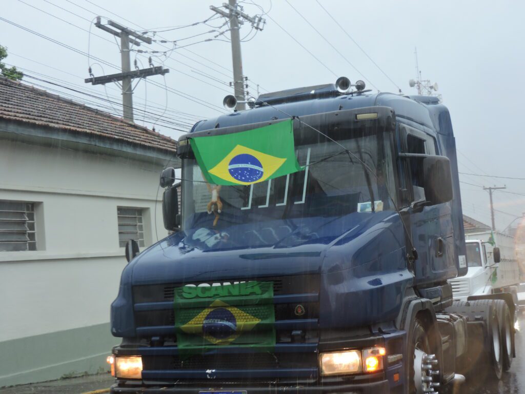 A manifestação dos apoiadores do Presidente foi uma cabal demonstração de força e mobilização