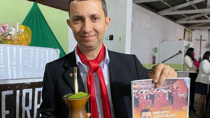 Durante sessão solene descentralizada, vereador Fan lança Projeto de criação da Associação Cultural Tradicionalista Durante sessão solene descentralizada, vereador Fan lança Projeto de criação da Associação Cultural Tradicionalista