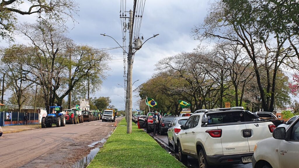 A manifestação dos apoiadores do Presidente foi uma cabal demonstração de força e mobilização