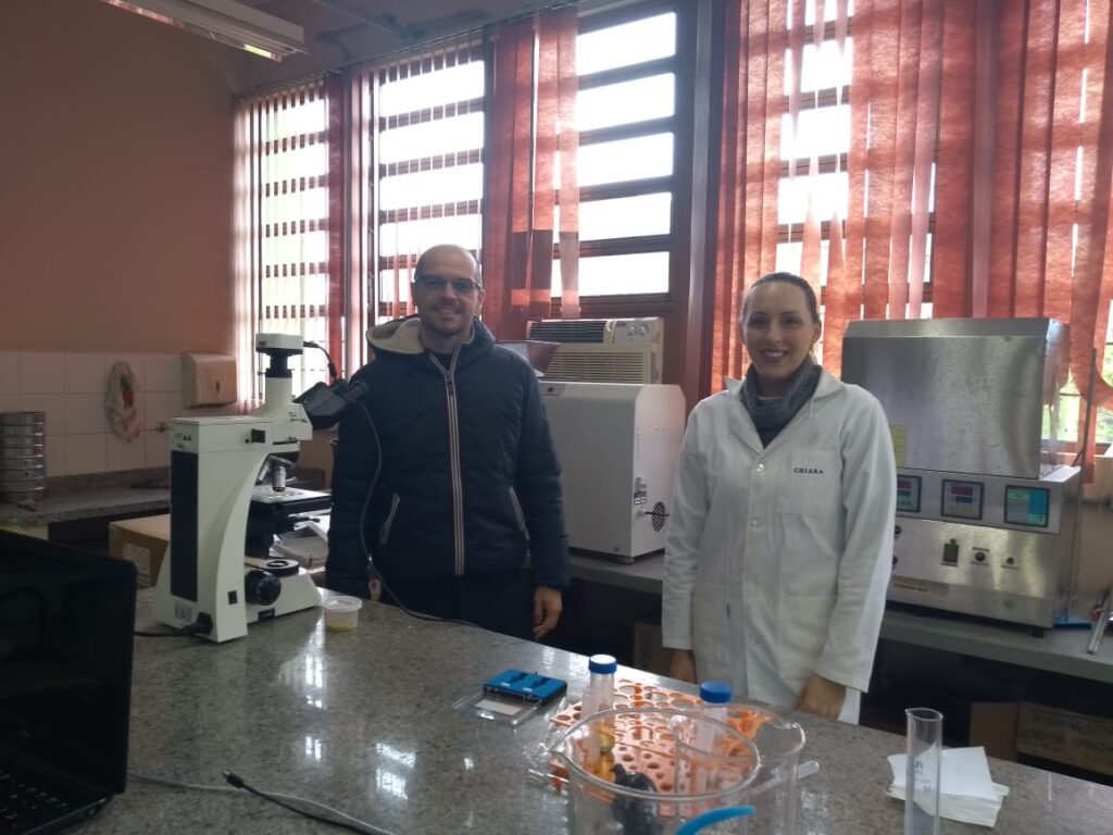 Professores realizam projeto que reaproveita casca de arroz