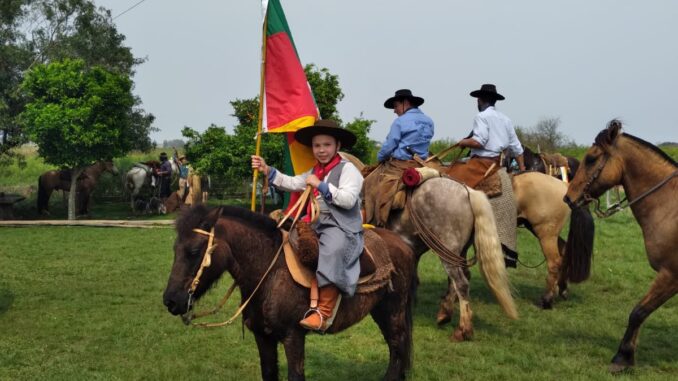 Cavalgada de ontem foi uma das maiores da região Cavalgada de ontem foi uma das maiores da região