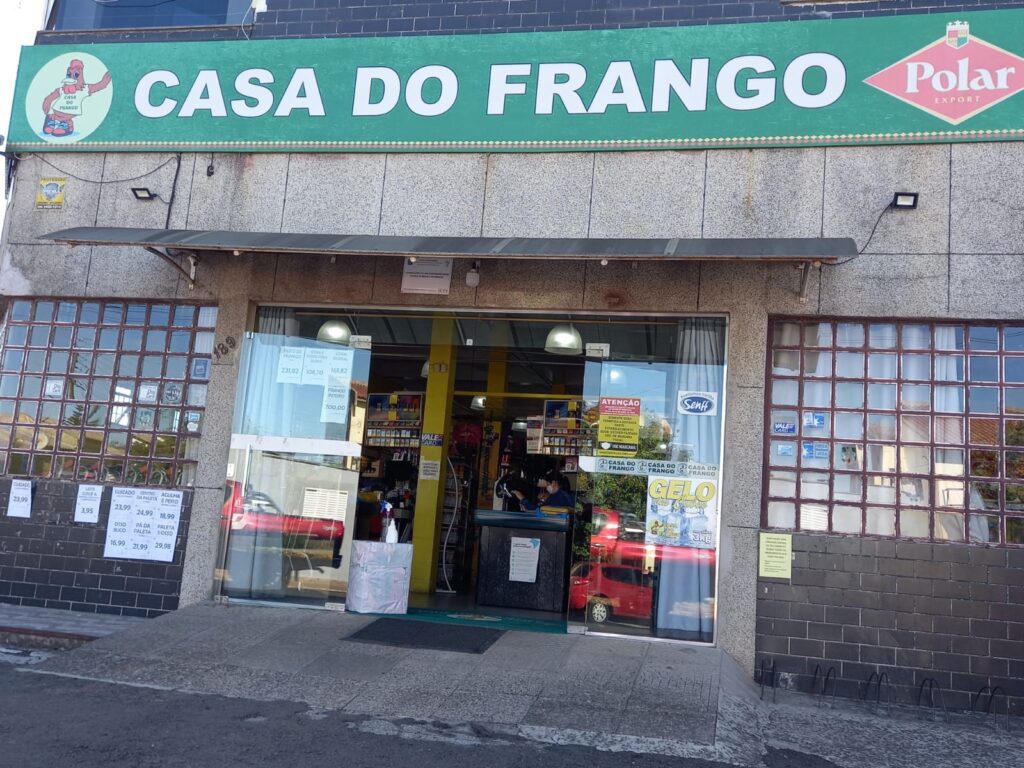 Casa do Frango comemora 20 anos com a promoção Aniversário Premiado e “Dia D”