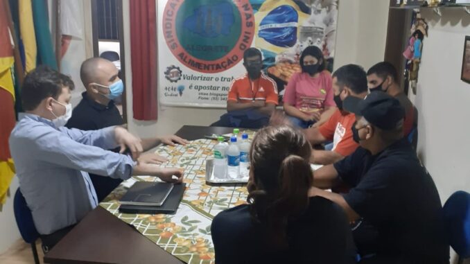 Diretores sindicais receberam representantes do Marfrig