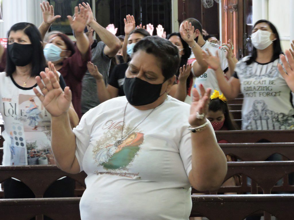 Igreja Matriz Nossa Senhora a Conceição - celebrou o dia da Padroeira do Brasil.