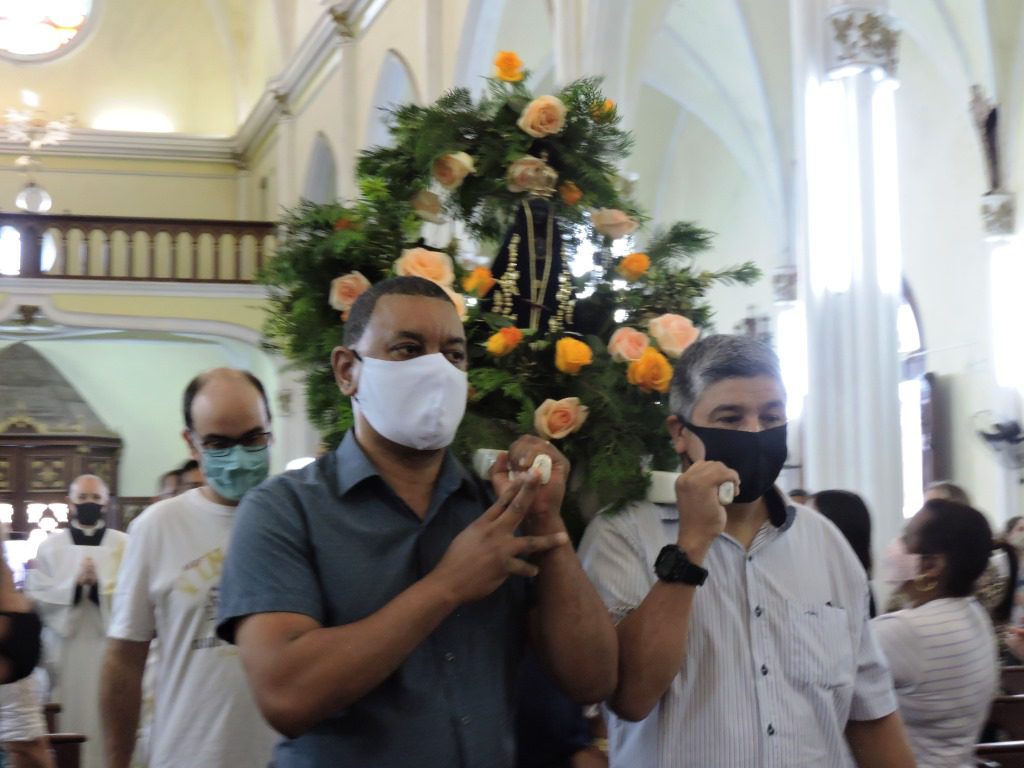 Igreja Matriz Nossa Senhora a Conceição - celebrou o dia da Padroeira do Brasil.