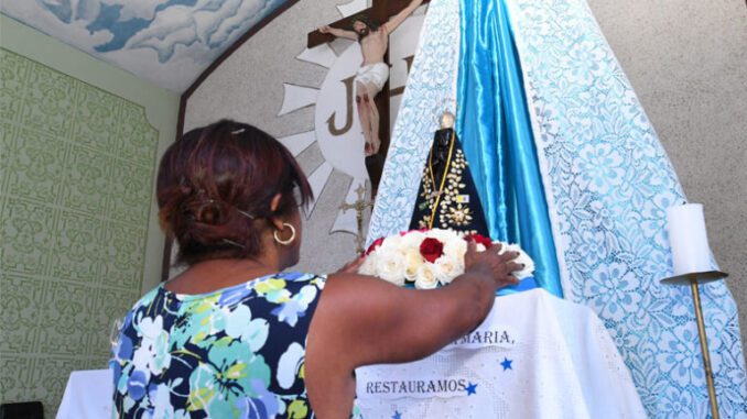Nossa-Senhora-Aparecida Nossa-Senhora-Aparecida-