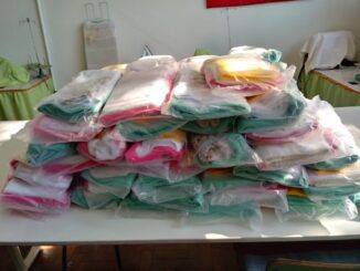 Kits de bebês feito na oficina de costura