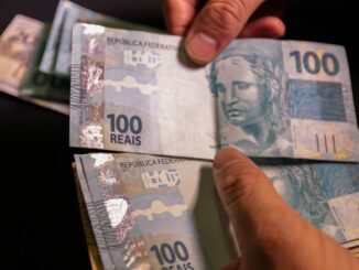 Salário Mínimo deveria ser maior para atender necessidades básicas