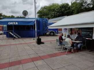 Prefeitura viabiliza de forma inédita ônibus da Caixa para participar do Feirão Limpa Nome