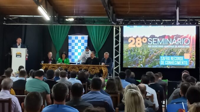 Prefeitura de Alegrete marca presença no Seminário dos Secretários Municipais de Agricultura do RS