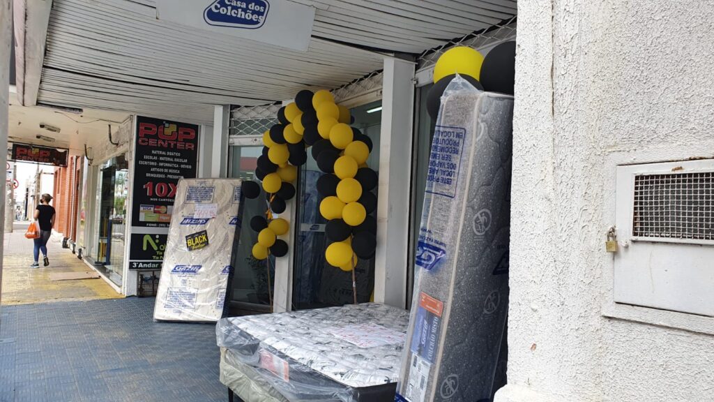 Black Friday movimentou o comércio, mas ficou muito aquém de outros anos