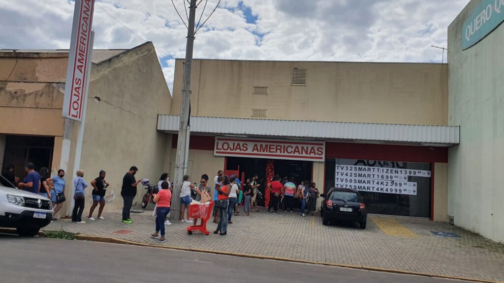 Black Friday movimentou o comércio, mas ficou muito aquém de outros anos