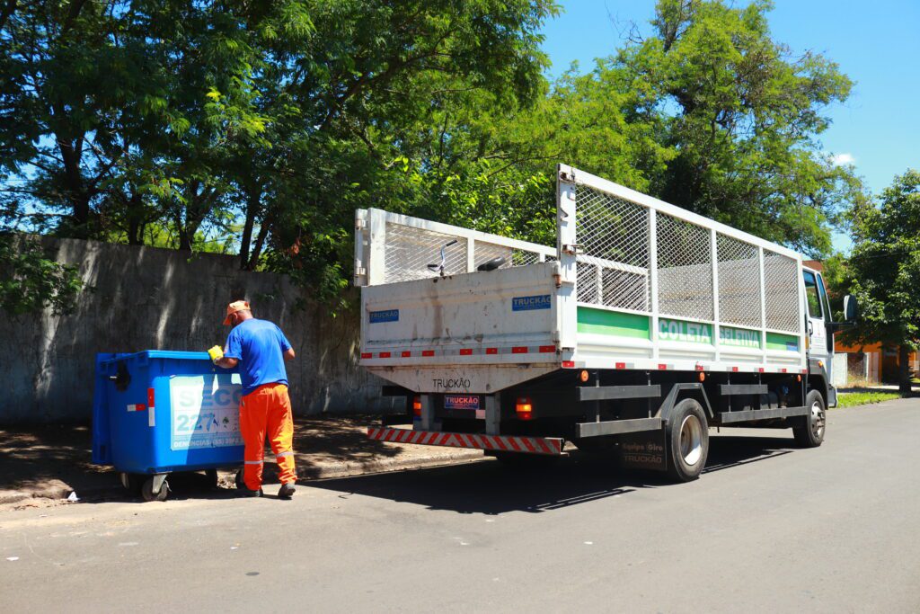 Coleta seletiva de lixo completa dois anos, mas parte da comunidade não faz sua parte