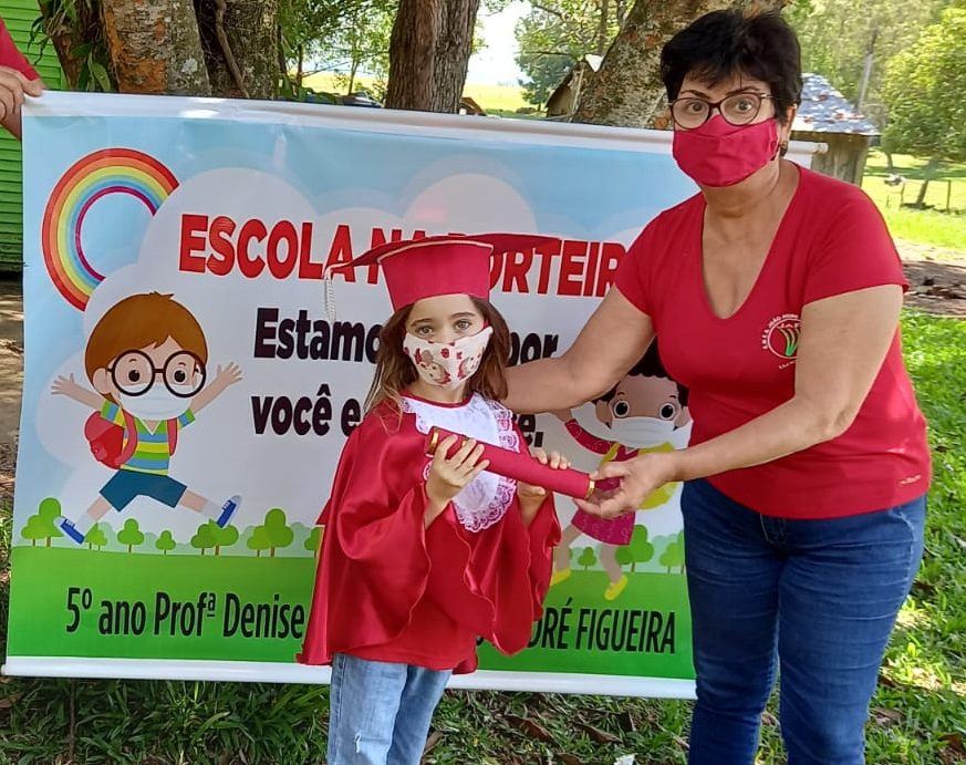 EMEB João André Figueira promove a primeira Formatura do Projeto Escola nas Porteiras