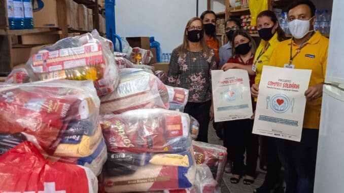 Prefeitura recebe doação de 235 cestas básicas do grupo Grazziotin Prefeitura recebe doação de 235 cestas básicas do grupo Grazziotin