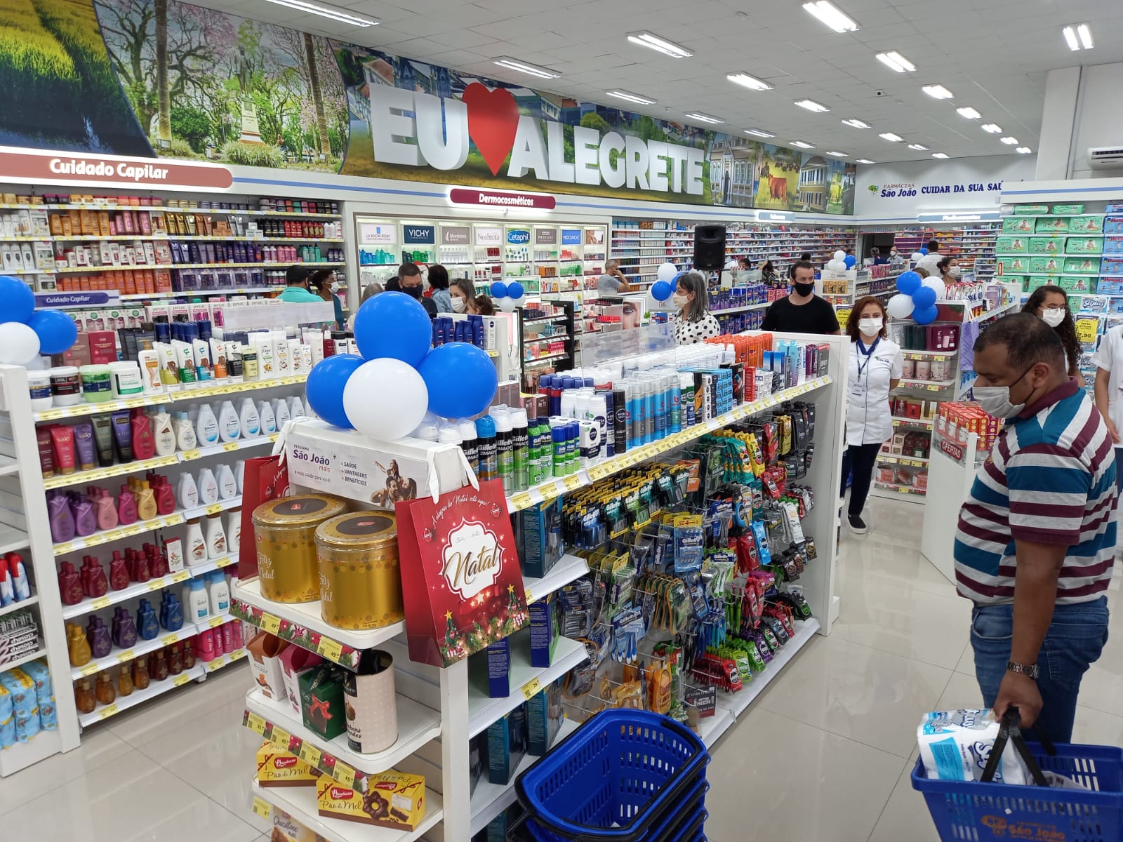 Rede de Farmácias São João inaugura duas lojas em Alegrete