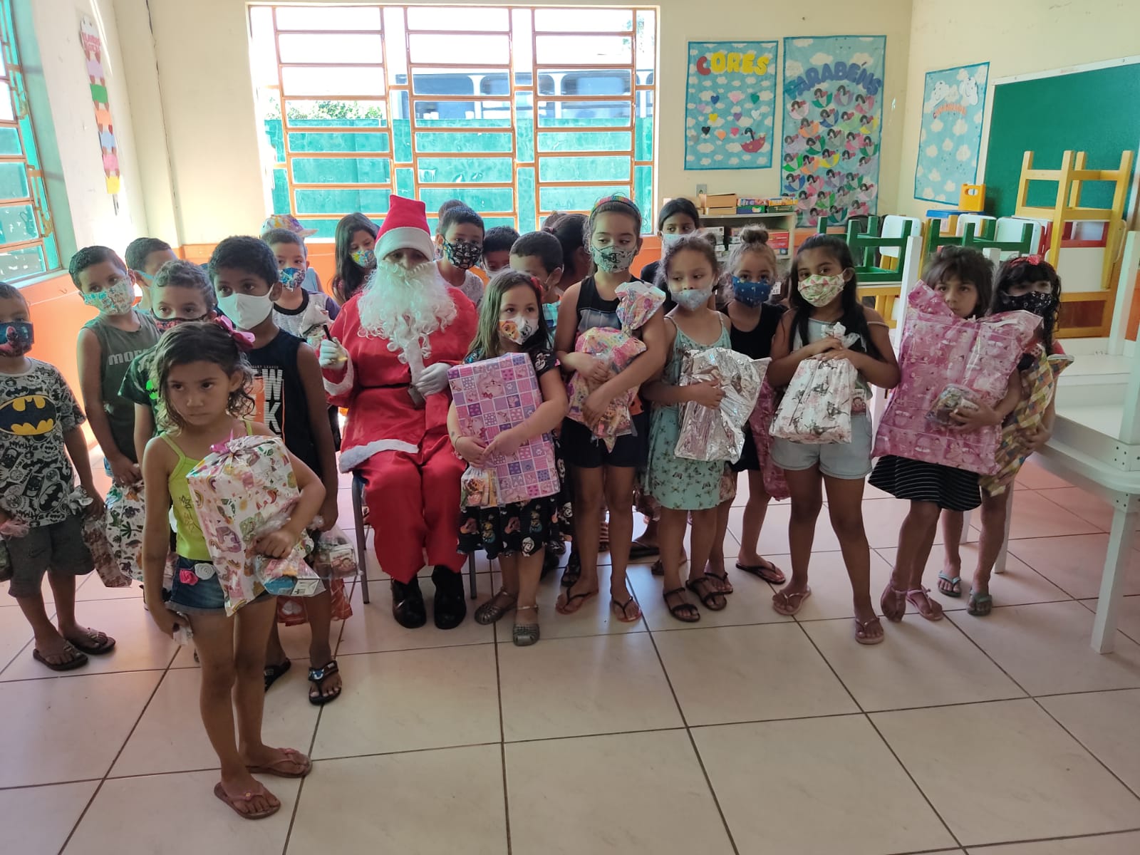Cepal levou alegria e solidariedade às crianças