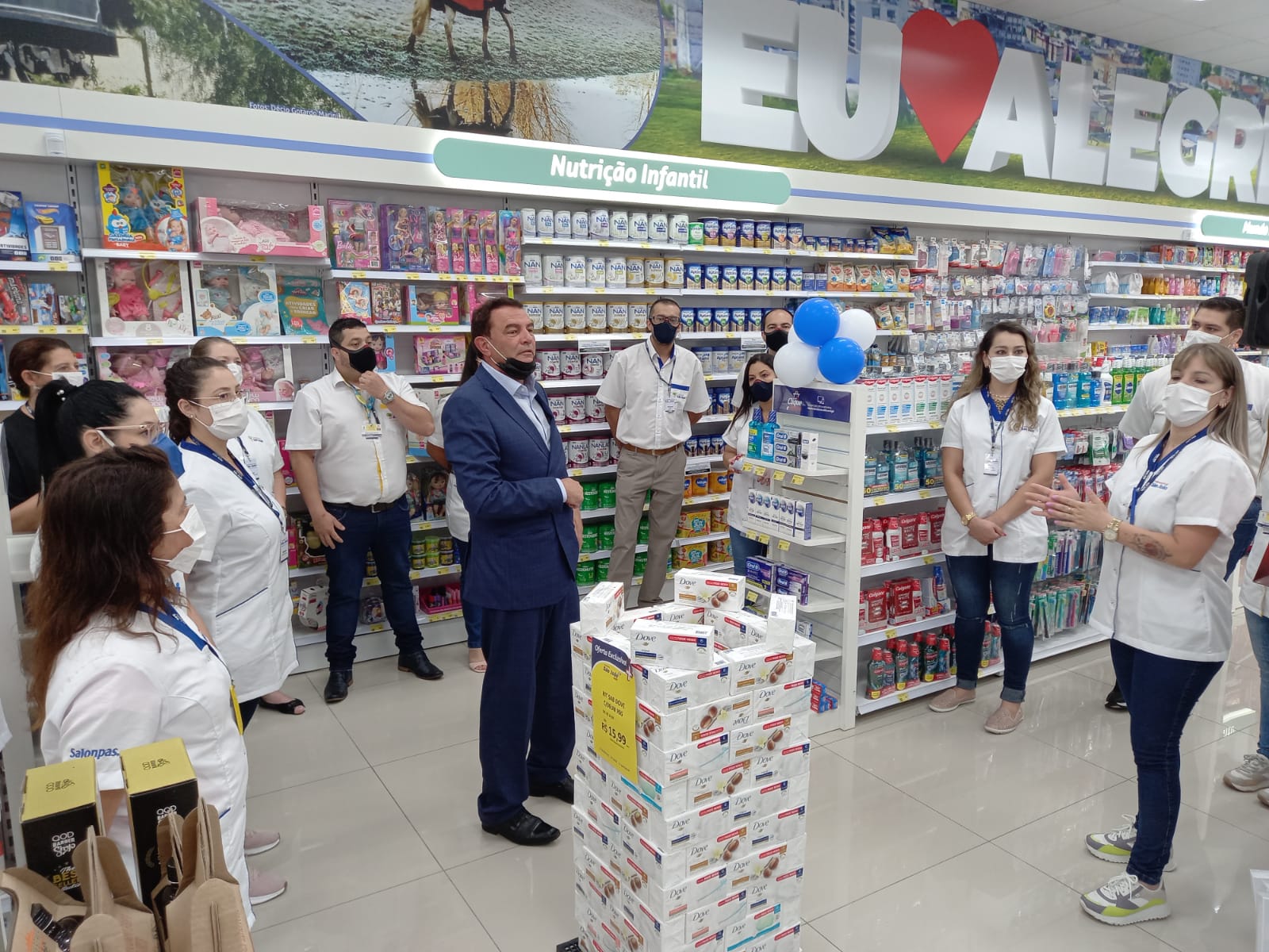 Rede de Farmácias São João inaugura duas lojas em Alegrete