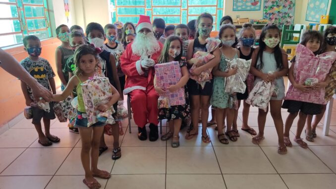 Cepal levou alegria e solidariedade às crianças Cepal levou alegria e solidariedade às crianças
