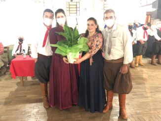 Patroa Glaubia assumiu o CTG Oswaldo Aranha