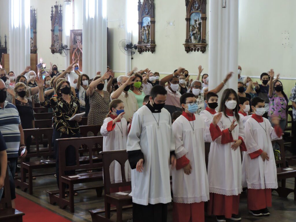 Muita devoção e fé na missa em homenagem à Padroeira de Alegrete