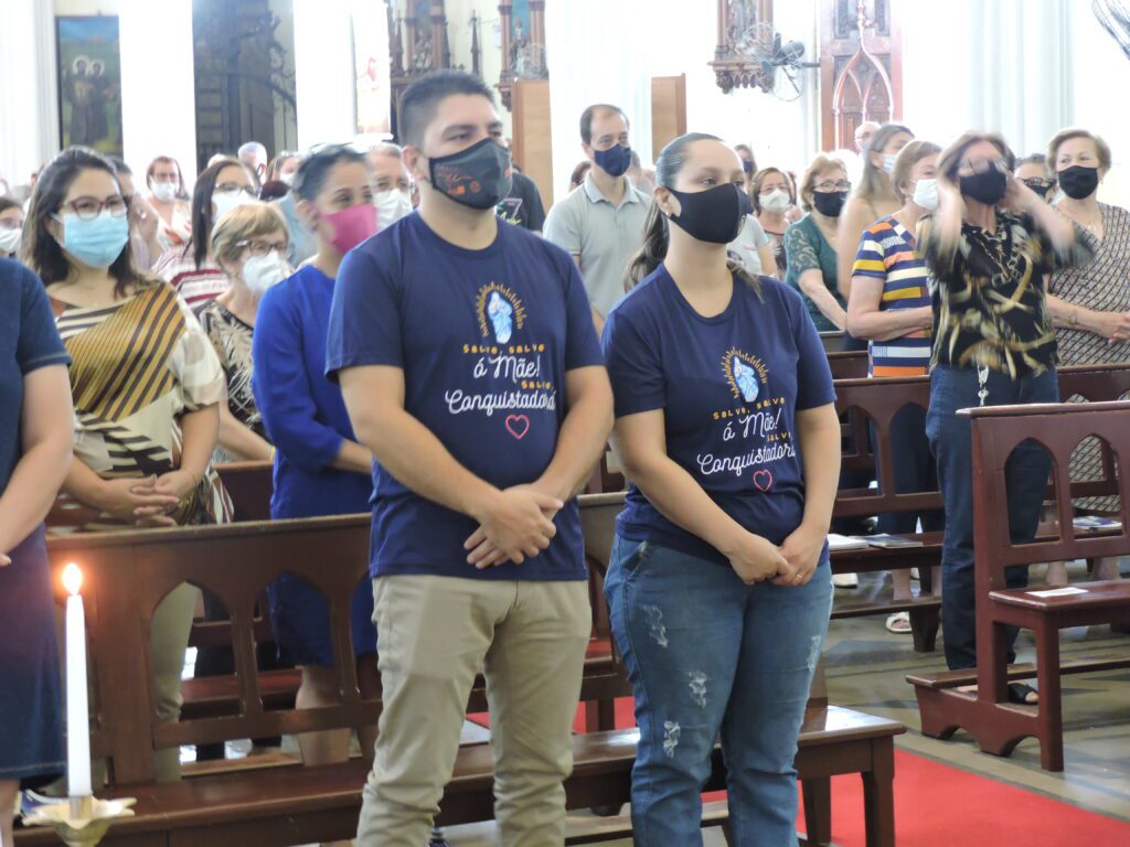 Muita devoção e fé na missa em homenagem à Padroeira de Alegrete