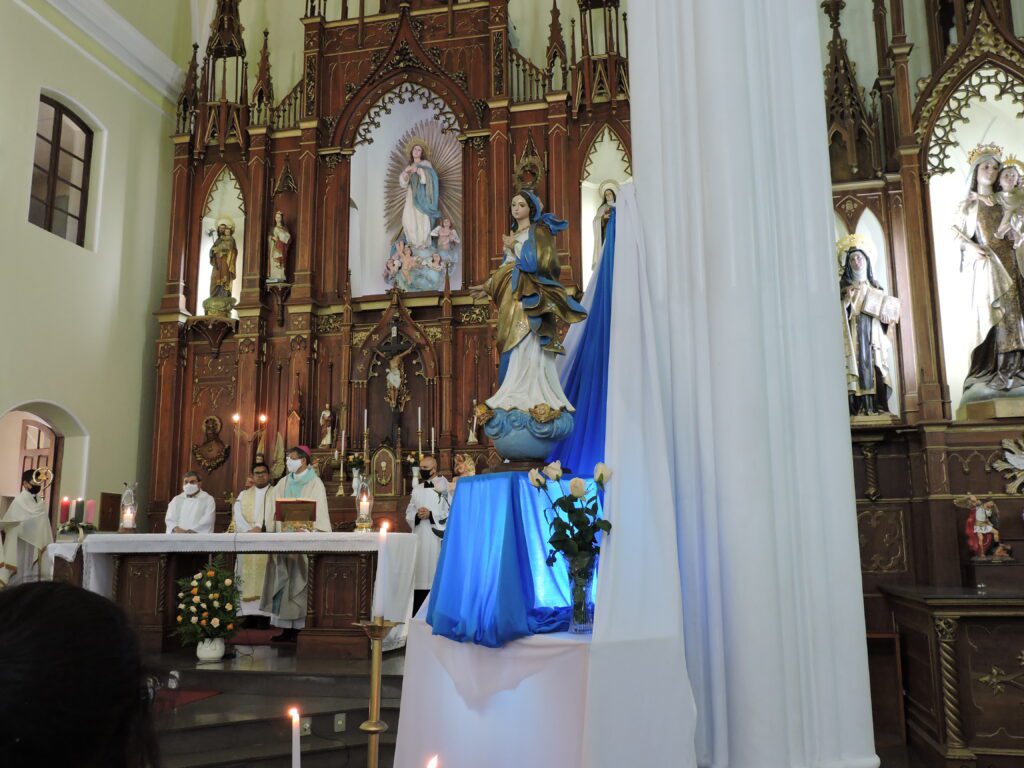 Muita devoção e fé na missa em homenagem à Padroeira de Alegrete