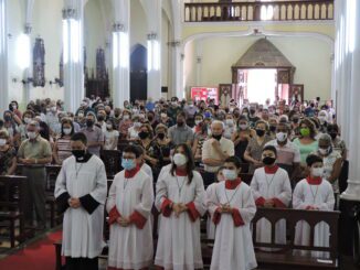 Muita devoção e fé na missa em homenagem à Padroeira de Alegrete
