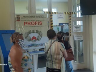 Filas para acertar IPTU atrasado