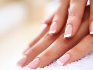 Receitas caseiras que deixam suas unhas fortes e aceleram o crescimento