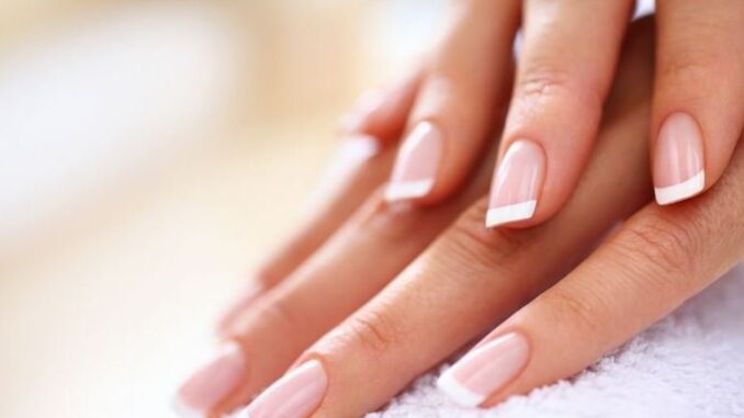 Receitas caseiras que deixam suas unhas fortes e aceleram o crescimento Receitas caseiras que deixam suas unhas fortes e aceleram o crescimento