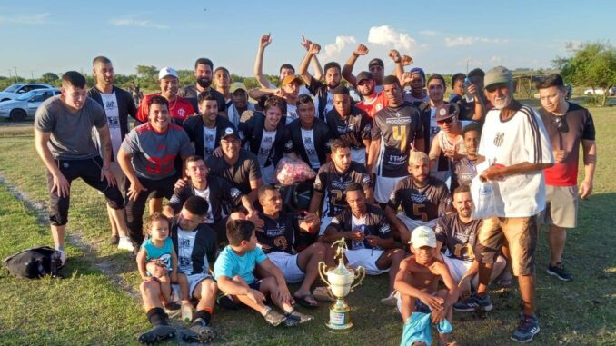 Gurizada do Santos comemorou o título